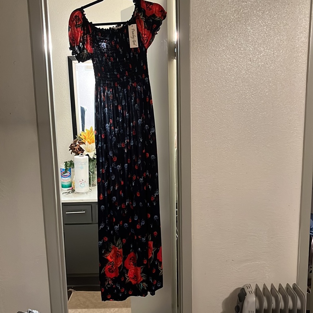 Sundress - Picture 3 of 3